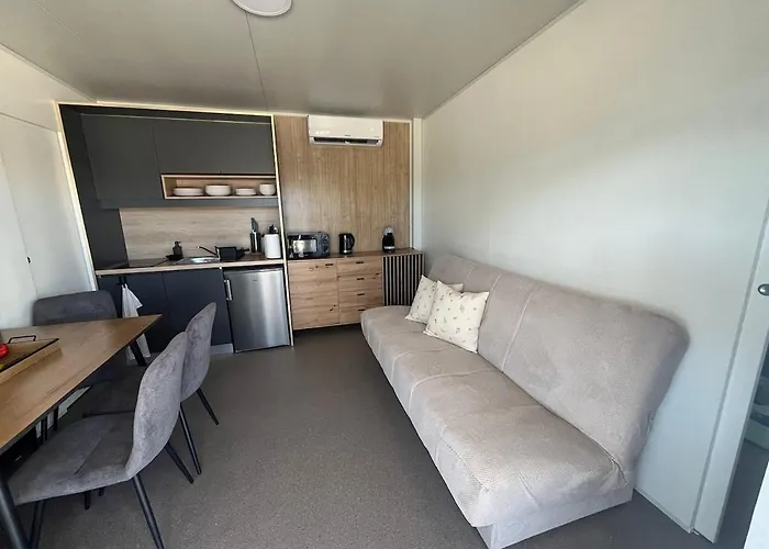 Mobile Katy 17 Ferienhaus Sukošan